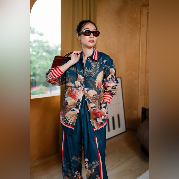 ✨HOST PICK✨ Floral Print Linen Coords - Picture 3 of 5